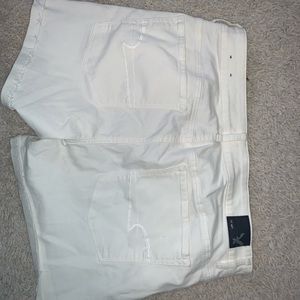 High waist American Eagle white shorts NEVER WORN